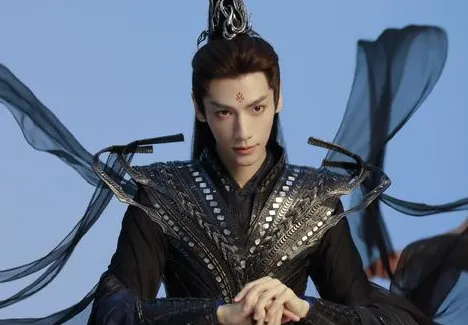 皮皮虾影视(影视追剧软件) 皮皮虾影视(影视追剧软件)